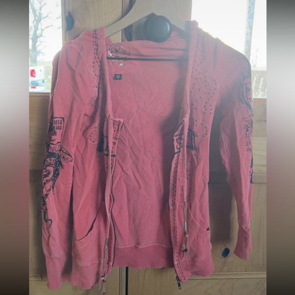 🩵SOLD🩵 Guess zip up sweatshirt - Picture 4 of 8